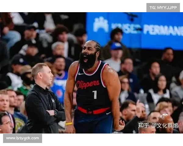 洛杉矶快船队NBA赛事全面报道常规季后赛赛果分析球员数据统计